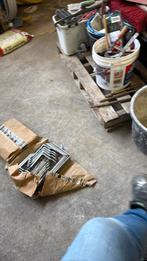 Kozijnhoeken 2 dozen, Ophalen of Verzenden, Zo goed als nieuw, Hout, Raamkozijn