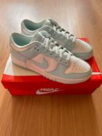 Nike dunk low glacier blue, Kleding | Heren, Schoenen, Ophalen of Verzenden, Nieuw, Blauw