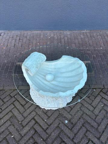 Vintage parel tafel van fossielsteen beschikbaar voor biedingen