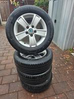 Skoda Octavia lichtmetalen velgen ' 15 met zomerbanden., Ophalen, Gebruikt