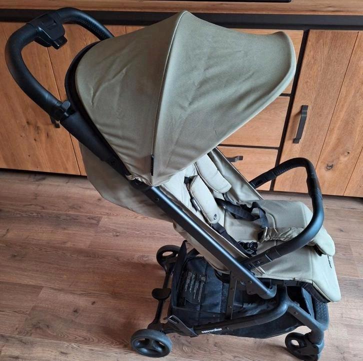 Buggy Easywalker Miley 2 Green, Kinderen en Baby's, Buggy's, Zo goed als nieuw, Overige merken, Verstelbare rugleuning, Zonnekap