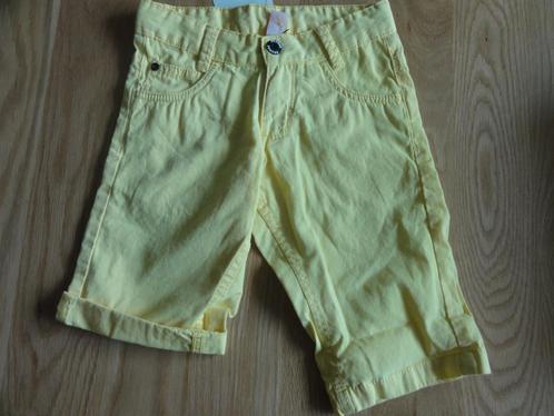 nieuw frendz Gele bermuda jongen mt 104, Kinderen en Baby's, Kinderkleding | Maat 104, Nieuw, Jongen, Broek, Ophalen of Verzenden