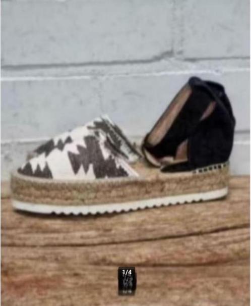 Howsty - Prachtige ibiza espadrilles maat 38 - Nieuw, Kleding | Dames, Schoenen, Nieuw, Sandalen of Muiltjes, Zwart, Ophalen of Verzenden