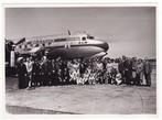 Schiphol DC-6 PH T.P.M. Prinses Marijke groepsfoto KLM, Verzamelen, Luchtvaart en Vliegtuigspotten, Gebruikt, Kaart, Foto of Prent
