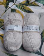 2 bollen wol (dream) crème, Ophalen of Verzenden, Nieuw, Breien of Haken, Wol of Garen