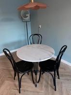 Marmeren ronde eettafel met stoelen, Huis en Inrichting, Complete eetkamers, Ophalen of Verzenden, Zo goed als nieuw