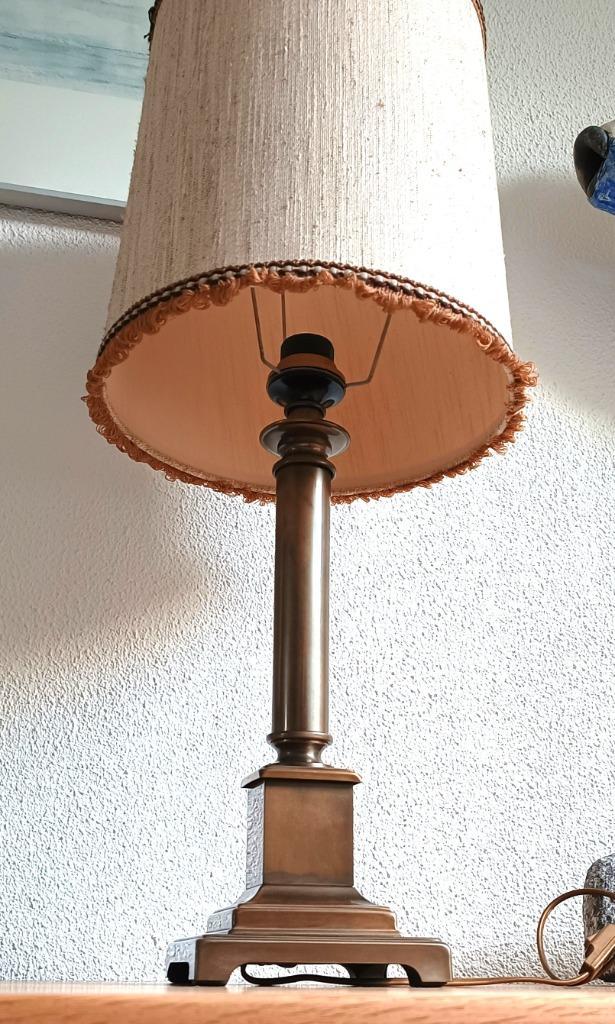 Chique strakke messing tafellamp in de stijl van HERDA  70s, Huis en Inrichting, Lampen | Tafellampen, Minder dan 50 cm, Metaal
