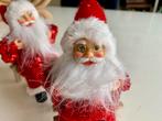 Twee leuke kerstmannen op stoel, Ophalen of Verzenden, Zo goed als nieuw