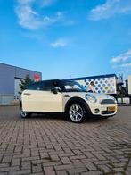 Mini Clubman 1.6 16V Cooper 2008 Wit, Auto's, Mini, Voorwielaandrijving, 4 cilinders, 4 stoelen, Leder en Stof