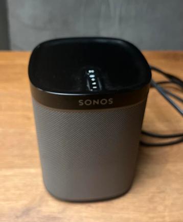 Sonos One (gen1) beschikbaar voor biedingen