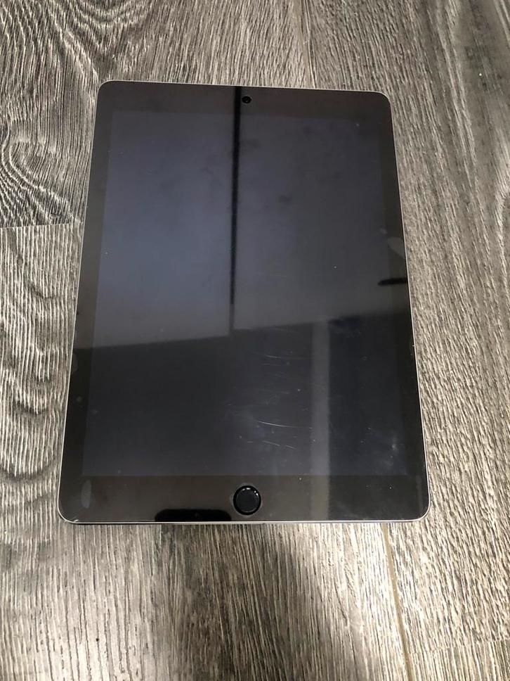 Defecte iPad Air 2 A1566 - Onderdelen of Reparatie, Computers en Software, Apple iPads, Niet werkend, Apple iPad Air, Wi-Fi, 9 inch