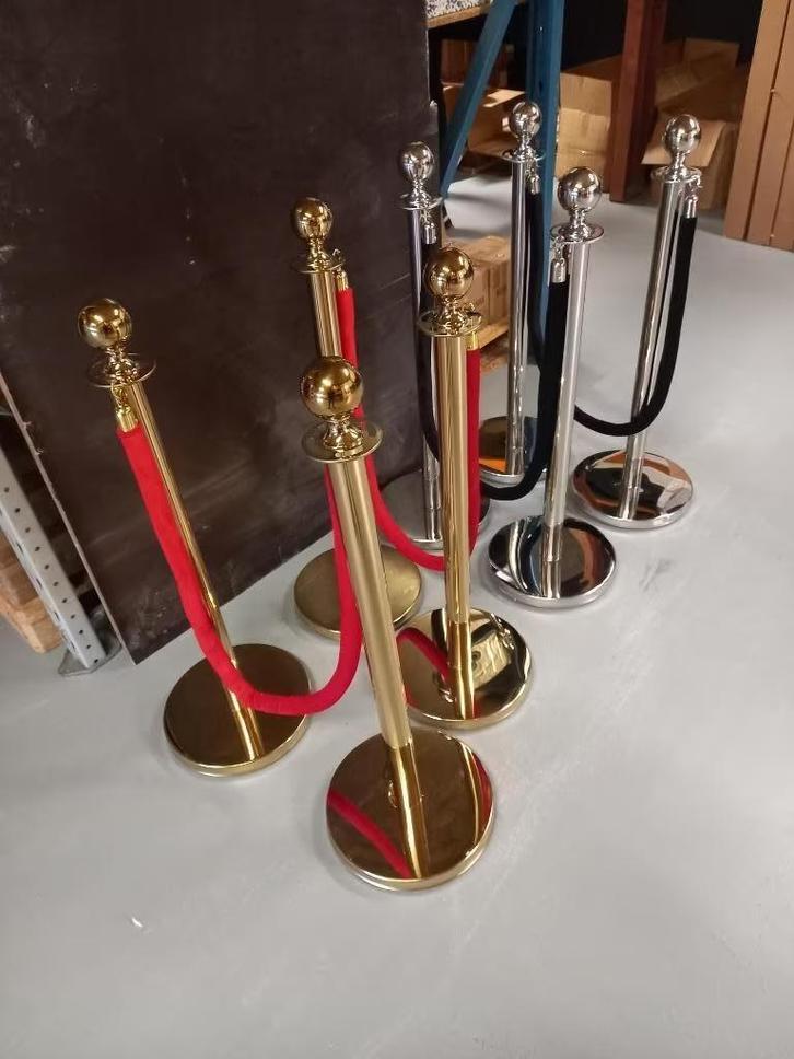 Afzet palen - Vip palen - Vip afzetpalen - Feest Decoratie, Hobby en Vrije tijd, Feestartikelen | Verhuur, Nieuw, Verjaardag, Verzenden
