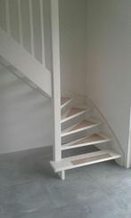 Vaste trap zolder trap binnen 1 week geleverd / gemonteerd, Doe-het-zelf en Verbouw, Ladders en Trappen, Ophalen of Verzenden