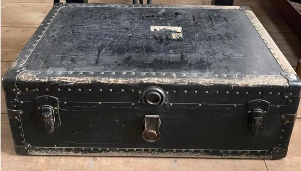 Stoere zwarte kist opbergkist koffer stevig, Antiek en Kunst, Ophalen