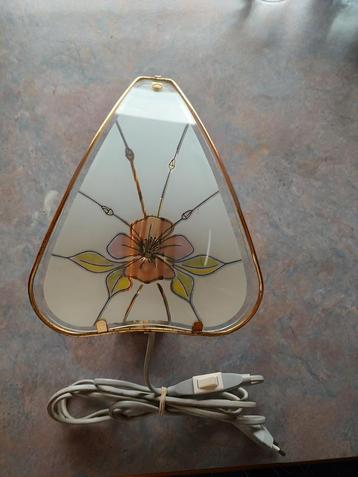 Vintage Hollywood Regency wandlampje beschikbaar voor biedingen