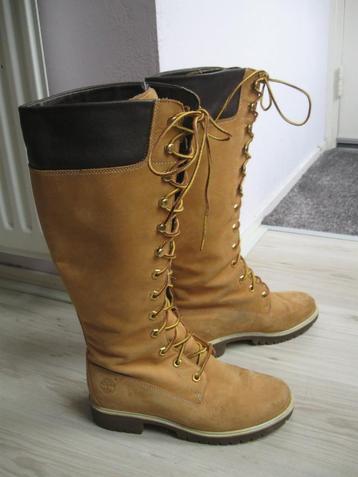 Timberlands stoere hoge laarzen maat 6W 39 beschikbaar voor biedingen