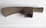 Oud ijzeren dissel. Bodemvondst., Antiek en Kunst, Ophalen of Verzenden