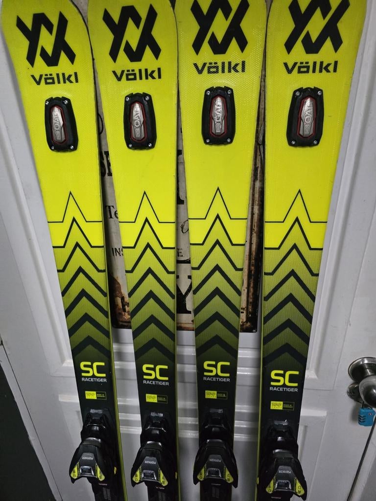 GROOTSTE VOORRAAD SKIS EN VAKKUNDIG ADVIES, Sport en Fitness, Overige merken, 160 tot 180 cm, Ophalen of Verzenden, Zo goed als nieuw
