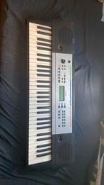 Yamaha YPT-255 elektronisch keyboard, 61 toetsen, Met standaard, Gebruikt, Yamaha