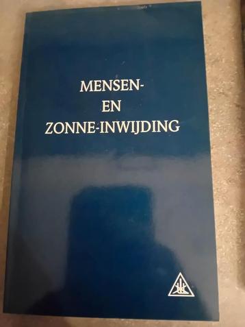 A.A. Bailey - Mensen- en zonne-inwijding beschikbaar voor biedingen
