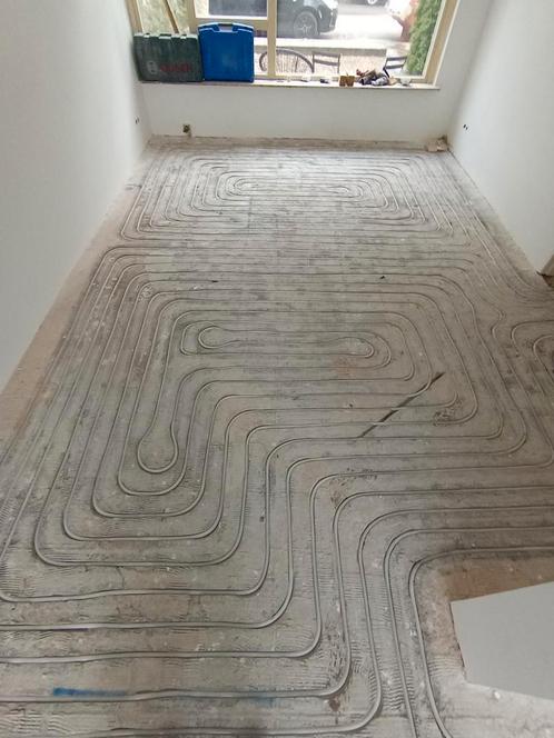 Vloerverwarming, Egalisatie, warmtepompen plaatsen., Doe-het-zelf en Verbouw, Overige Doe-het-zelf en Verbouw, Nieuw, Ophalen of Verzenden