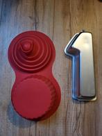 2 bakvormen, Hobby en Vrije tijd, Taarten en Cupcakes maken, Ophalen, Gebruikt, Versiering
