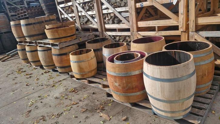 Authentiek Wijnvat plantenbak moestuin OPRUIMING OP=OP, Tuin en Terras, Bloembakken en Plantenbakken, Gebruikt, Metaal, Tuin, Rond