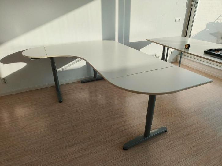 Ikea Galant Hoekbureau - Wit - In hoogte verstelbaar, Huis en Inrichting, Bureaus, Zo goed als nieuw, Bureau, In hoogte verstelbaar