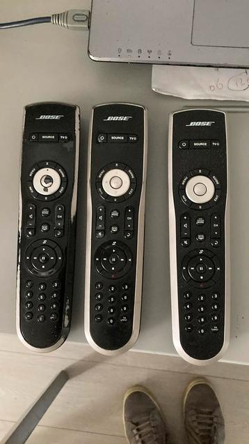 Bose AV20 afstandsbediening beschikbaar voor biedingen