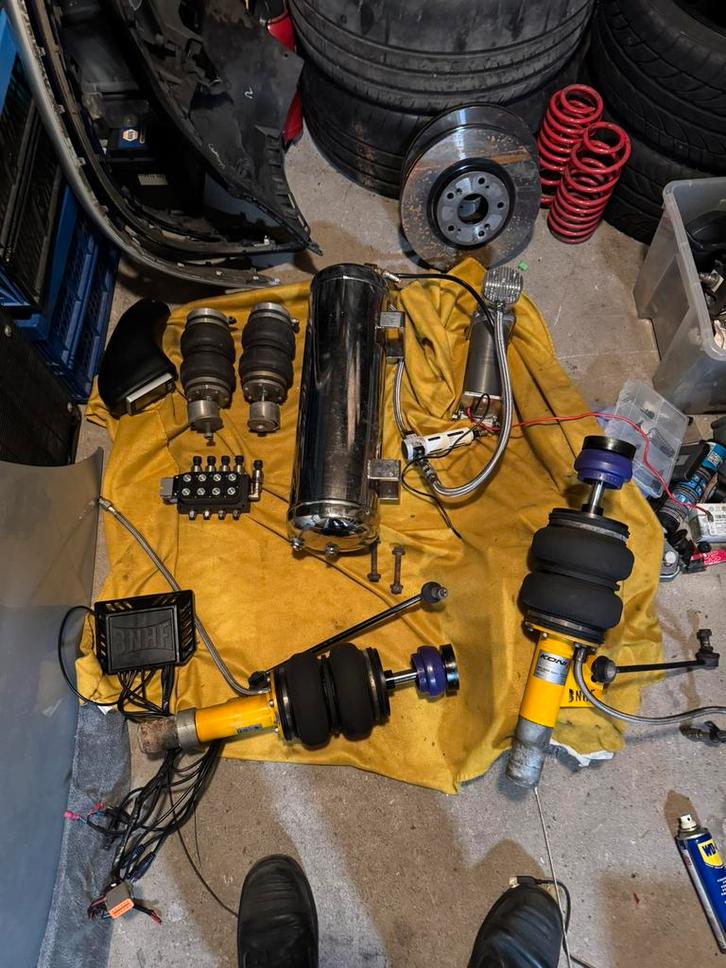 BHNF Airride set compleet, Auto diversen, Autosport-onderdelen, Zo goed als nieuw, Ophalen