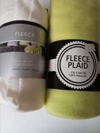 2 x nieuwe plaid ., Huis en Inrichting, Woonaccessoires | Plaids en Woondekens, Ophalen of Verzenden, Nieuw