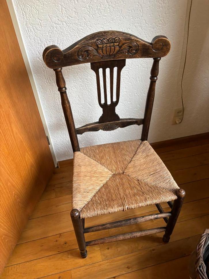 Antiek Stoeltje met Rotan Zitting, Huis en Inrichting, Stoelen, Gebruikt, Eén, Hout, Bruin, Ophalen