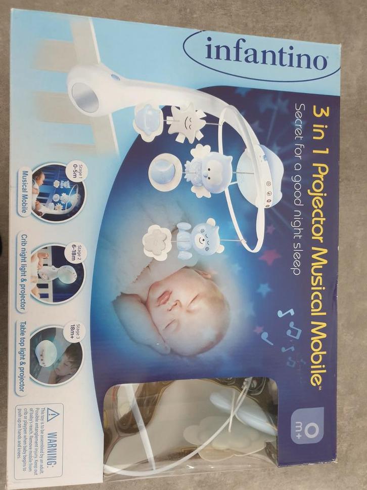 Infantino bed mobiel, projector en nachtlampje, Kinderen en Baby's, Kinderkamer | Inrichting en Decoratie, Gebruikt, Overige typen