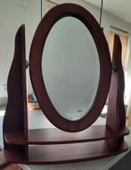 Elegante ruime make-upspiegel of kaptafel spiegel., Ophalen, Zo goed als nieuw, Ovaal, Minder dan 100 cm
