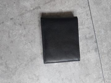 Nieuwe ledere portomonee (advr 244) beschikbaar voor biedingen