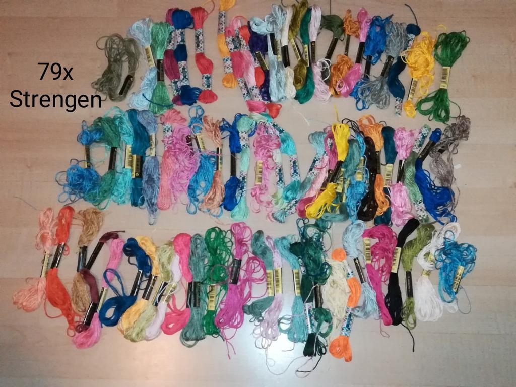 Borduur garen strengen 79x allerlei kleuren, Hobby en Vrije tijd, Kaarten | Zelf maken, Ophalen of Verzenden, Nieuw, Overige thema's