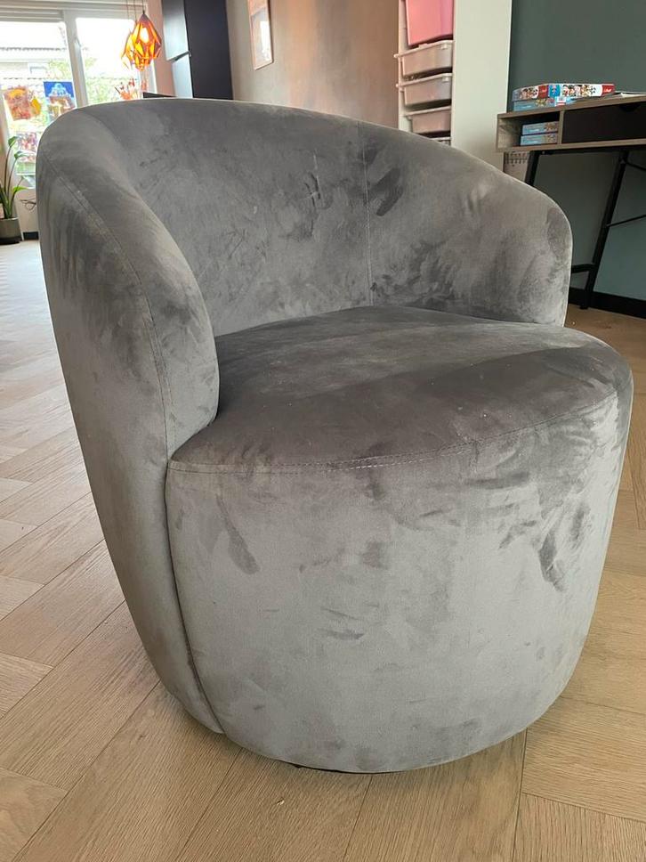 Velvet Grijze Draaifauteuil, Huis en Inrichting, Fauteuils, Zo goed als nieuw, Stof, 75 tot 100 cm, Ophalen of Verzenden