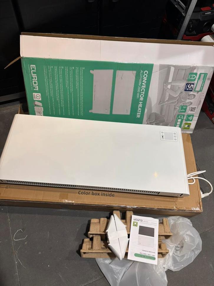 EUROM Alutherm 2500 Wifi Convectorkachel - 2500W - 100m3, Doe-het-zelf en Verbouw, Verwarming en Radiatoren, Nieuw, Kachel, 800 watt of meer