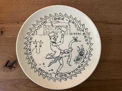 Jubileumbord Dierengeneeskunde 1962 Kon. Goedewaagen, Antiek en Kunst, Antiek | Wandborden en Tegels, Ophalen of Verzenden