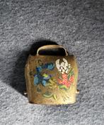 Kleine oude koeienbel met bloemen, Ophalen of Verzenden