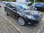 Ford Focus 1.0 Ecoboost 92KW Wagon 2014 Zwart, Auto's, 125 pk, Zwart, Origineel Nederlands, Handgeschakeld