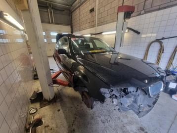 Bmw e46 5 deurs te koop in onderdelen beschikbaar voor biedingen