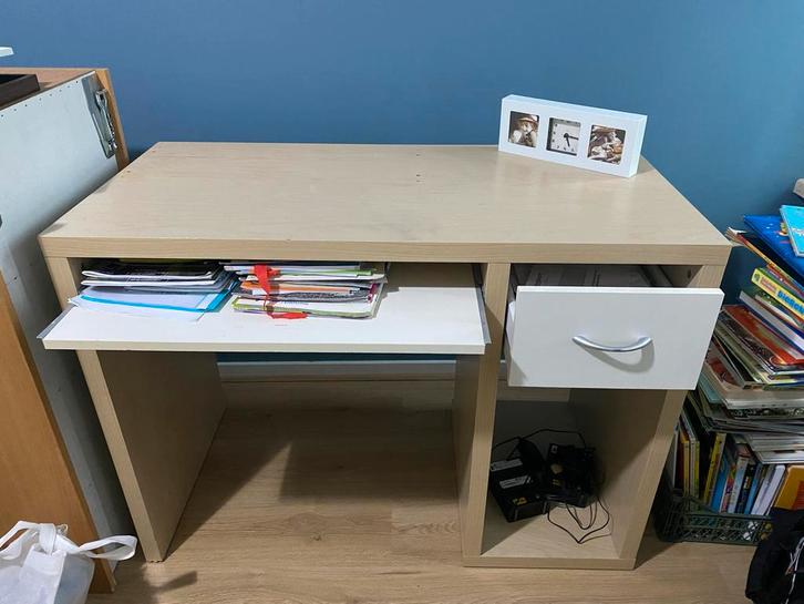 Bureau - Rolstoelvriendelijk - Kind, Huis en Inrichting, Bureaustoelen, Gebruikt, Ophalen