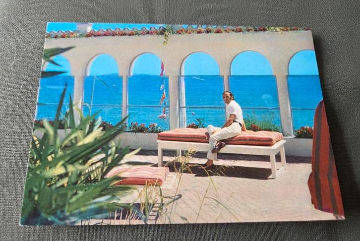 Charles Aznavour (1924-2018), Verzamelen, Ansichtkaarten | Themakaarten, Gelopen, 1940 tot 1960, Sterren en Beroemdheden, Verzenden