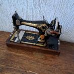 ANTIEKE Naaimachine, Ophalen