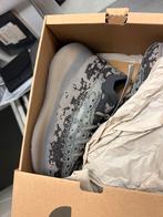 Yeezy Boost 380 - Nieuw! Maat 40, Ophalen, Nieuw, Overige kleuren, Sneakers of Gympen