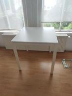 Table & chairs, Huis en Inrichting, Tafels | Eettafels, 50 tot 100 cm, Metaal, Vier personen, Zo goed als nieuw