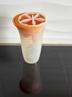 Tupperware shaker 500ml maatbeker, Huis en Inrichting, Keuken | Tupperware, Ophalen, Gebruikt, Wit, Beker of Kan