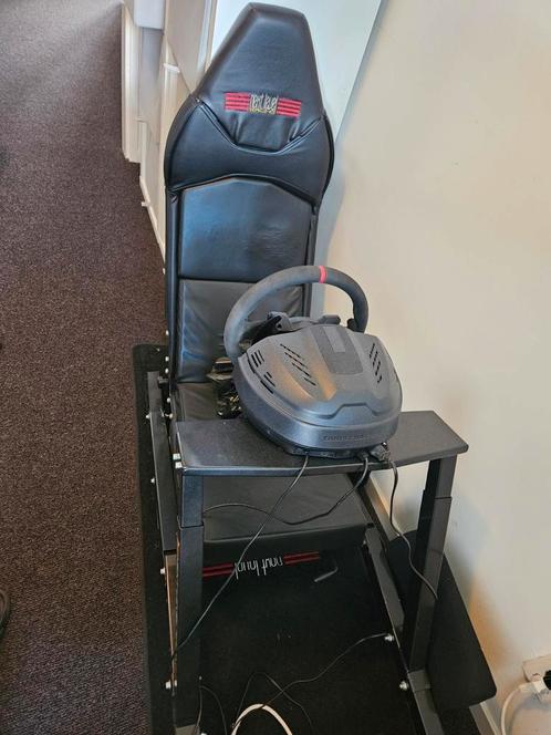Next level racing F/GT race stoel+Logitech T300 RS Ferrari, Spelcomputers en Games, Spelcomputers | Overige Accessoires, Zo goed als nieuw
