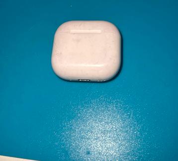 AirPods 4 ( alleen rechter airpod) beschikbaar voor biedingen